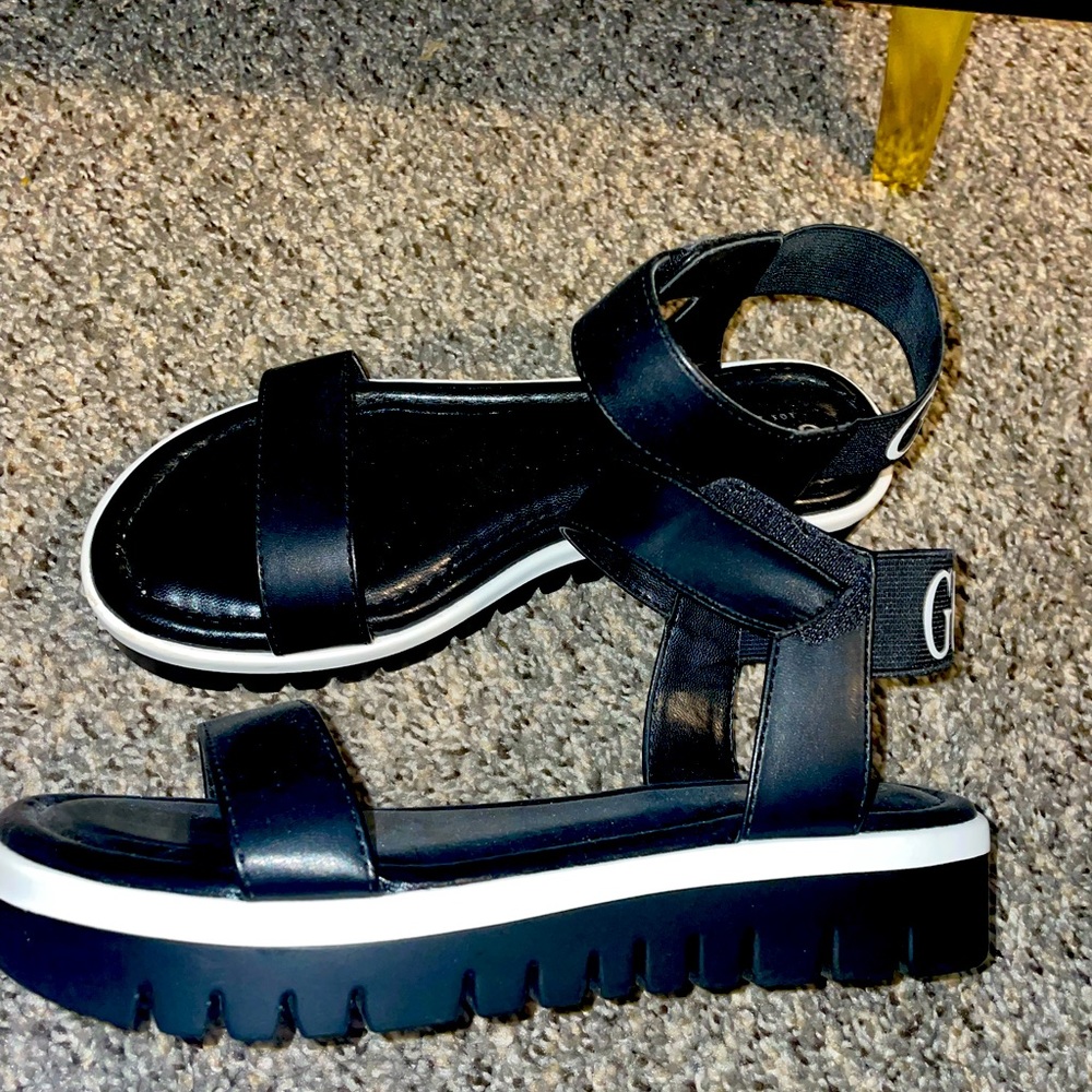 Guess sandals